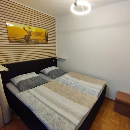 Leinetal Apartman